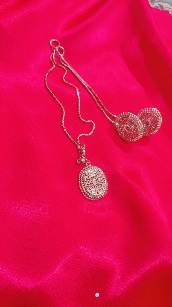 Stylized Women Necklace